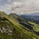 mountain landscape hiking (foto: www.Pixel.la Free Stock Photos / CC0, Wikimedia Commons)