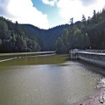 alpine lake (foto: Richard Wood / CC BY-SA 3.0, Wikimedia Commons)