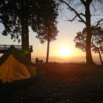 camping tent mountains (foto: NK1375 / CC BY-SA 4.0, Wikimedia Commons)